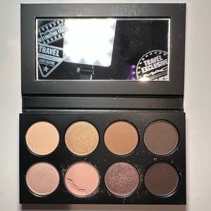 MAC Travel Exclusive Eyeshadow Palette